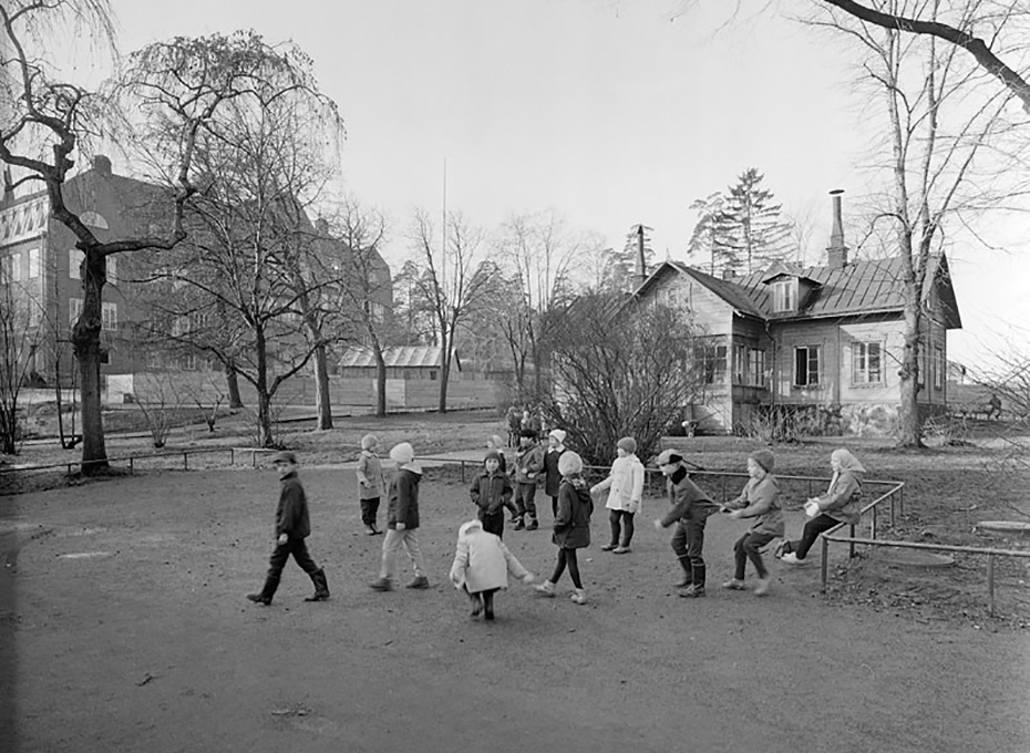 blommensbergs-folkskola-grondal_1961_lennart-af-petersens_stadsmuseet.jpg